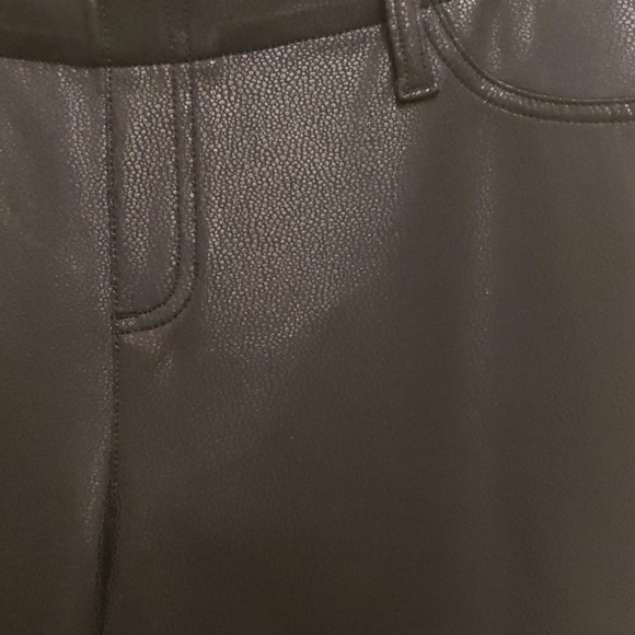 Faux Leather Leggings - Picture 2 of 5